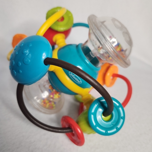 Infantino Activity Ball For Children - Picture 4 of 4